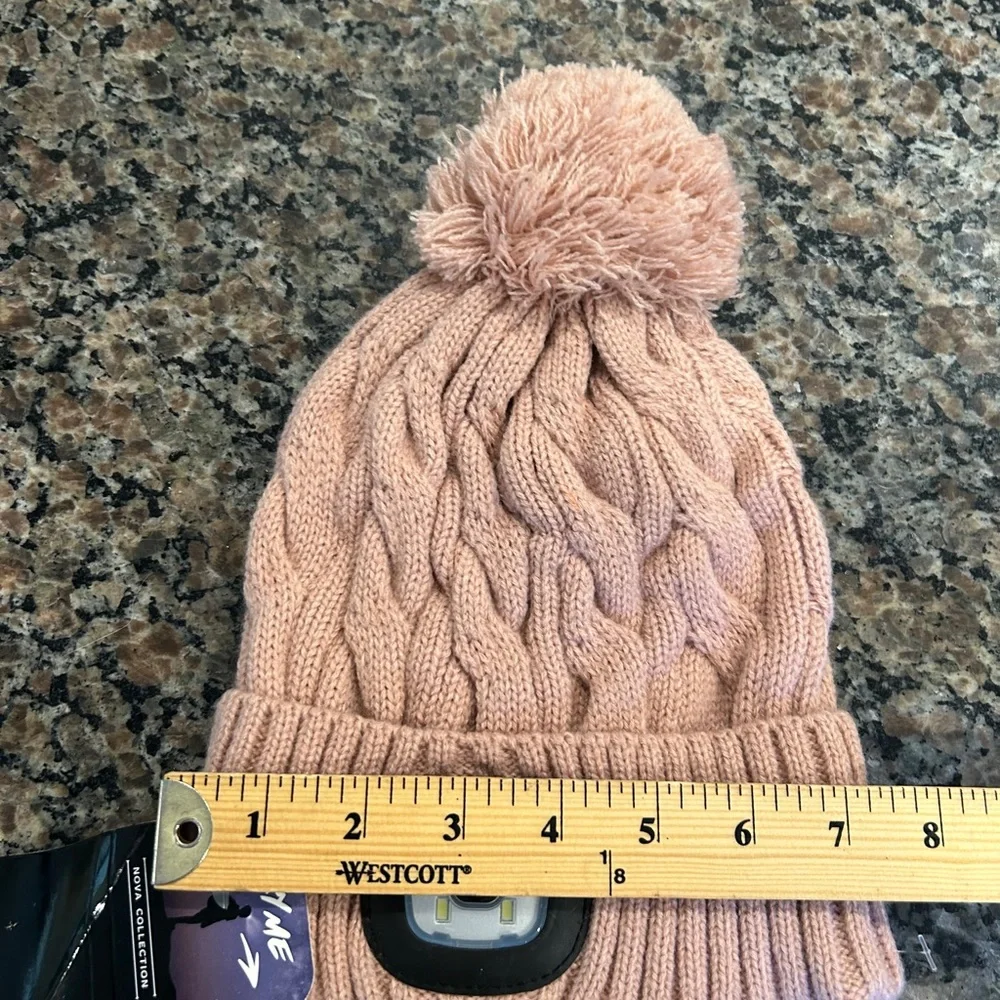 Night‎ Scope Pink Knit Pom-Pom Beanie with built in light for outdoor camping
